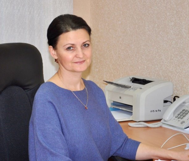 Сегодня свой день рождения отмечает глава администрации Ровеньского района Татьяна Владимировна Киричкова