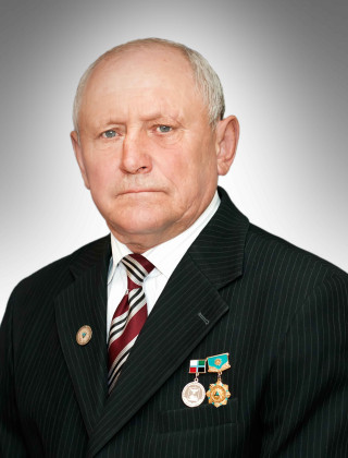 Ряднов Николай Иванович.