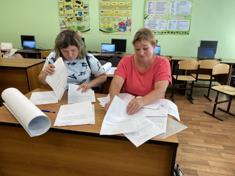 Ровеньский избирком провёл семинар по  обучению организаторов выборов.